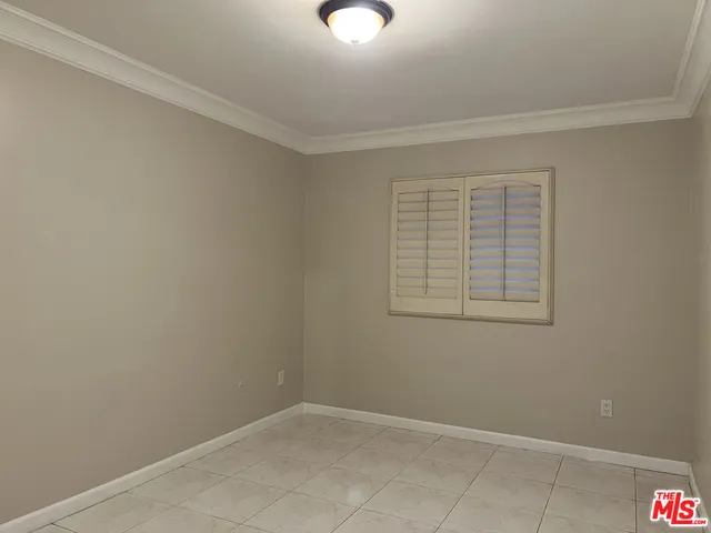 $6,950 | 18113 Califa Street, Tarzana, CA 91356