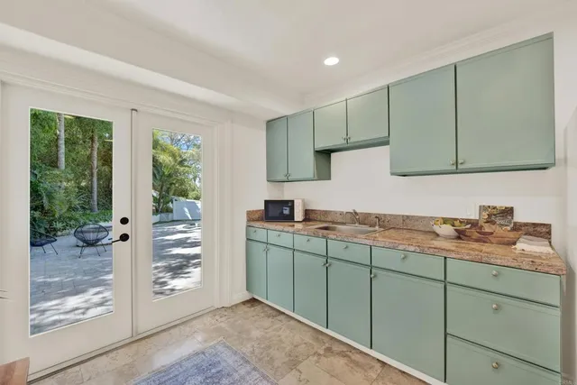 $1,415,000 | 9399 Carmichael Drive, La Mesa, CA 91941