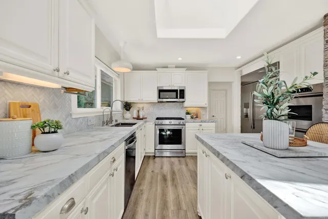 $1,415,000 | 9399 Carmichael Drive, La Mesa, CA 91941