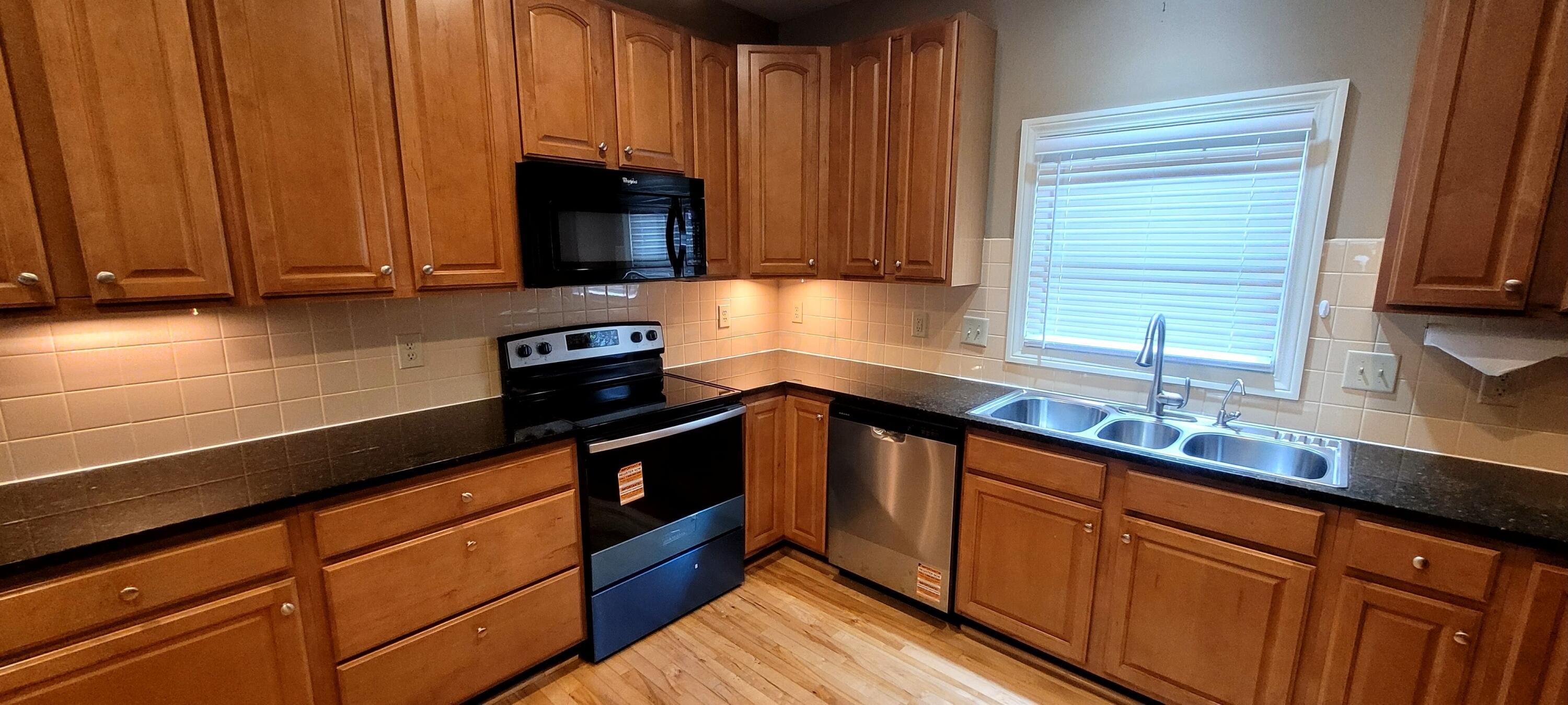 5016 Postlewaite Road Columbus, OH 43235 - Photo 7 of 25 50