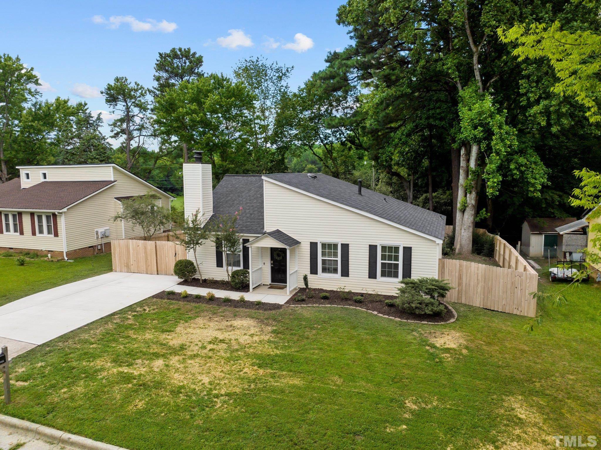 3717 Summer Place Raleigh, NC 27604 - Photo 2 of 26