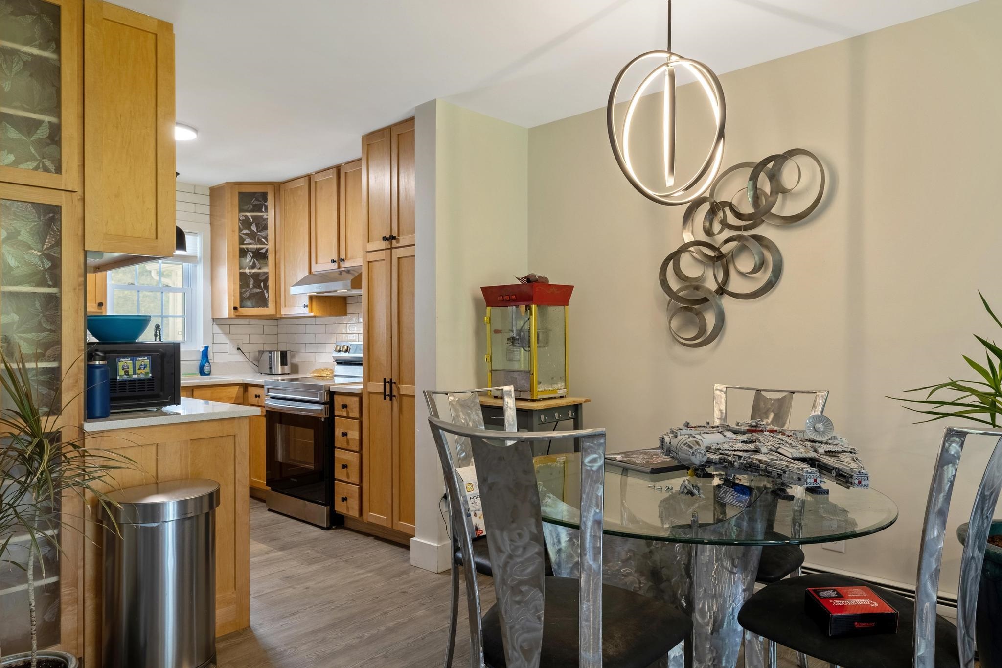 72 Saybrook Road Essex Junction, VT 05452 - Photo 11 of 40