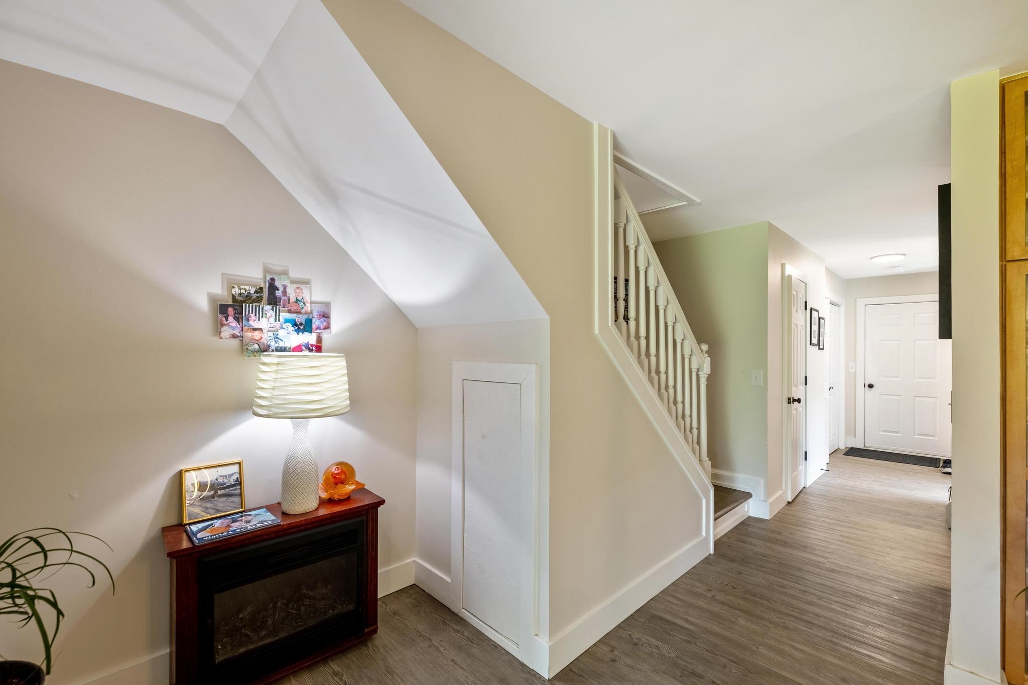 72 Saybrook Road Essex Junction, VT 05452 - Photo 16 of 40