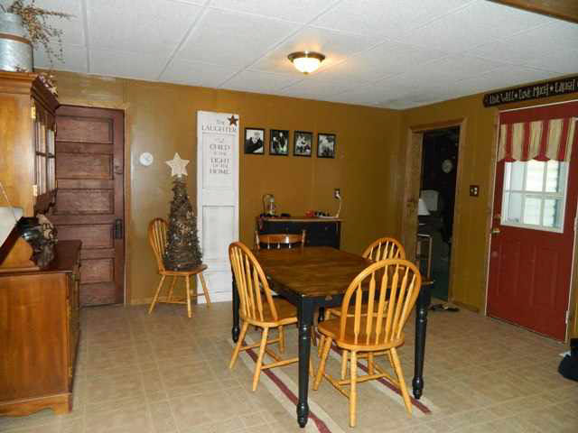 4166 North 900 East Rochester, IN 46975 - Photo 3 of 17