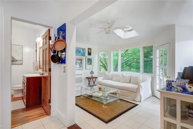 $8,000 | 24 Hunter Avenue, Newport, RI 02840