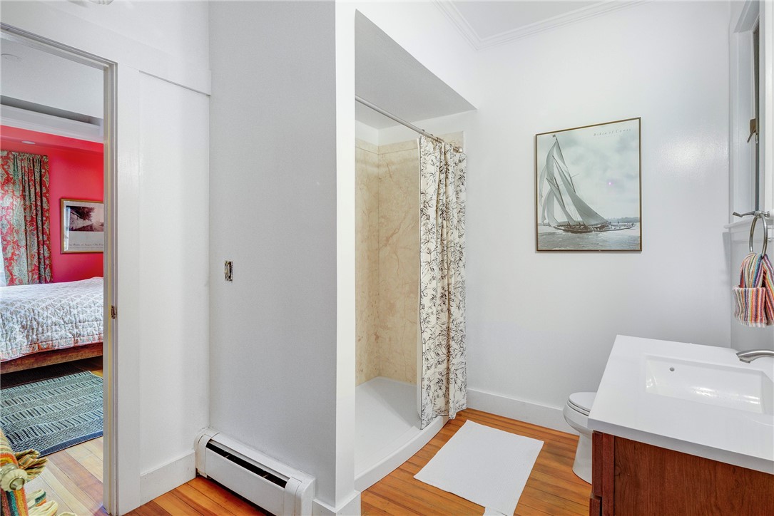 24 Hunter Avenue Newport, RI 02840 - Photo 16 of 32