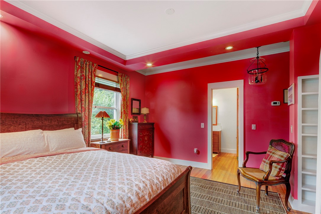 24 Hunter Avenue Newport, RI 02840 - Photo 20 of 32