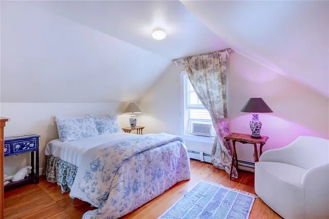 $8,000 | 24 Hunter Avenue, Newport, RI 02840