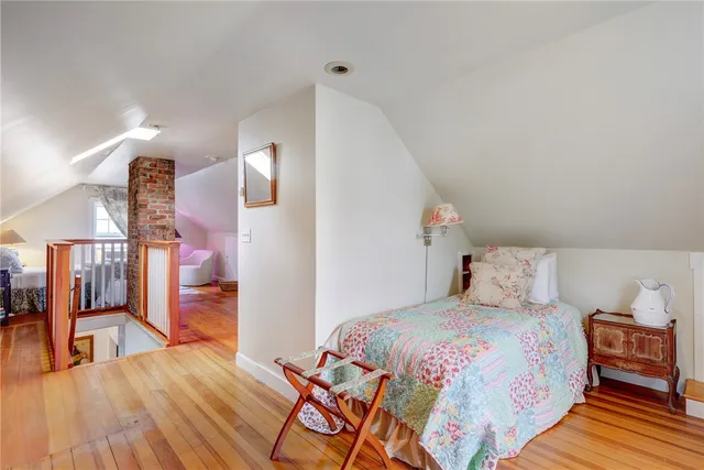 $8,000 | 24 Hunter Avenue, Newport, RI 02840