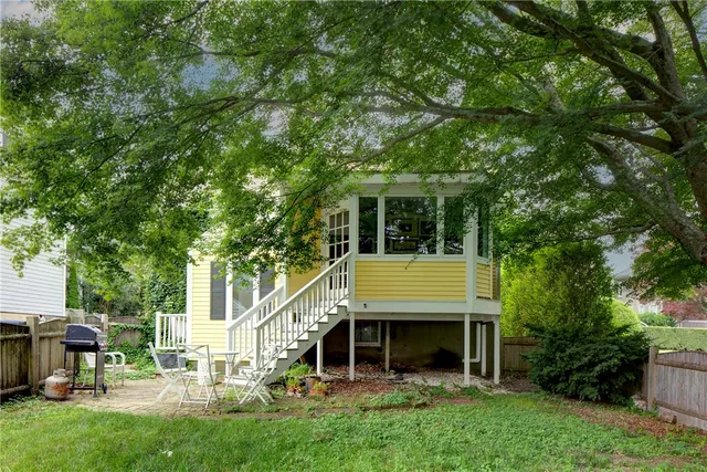 $8,000 | 24 Hunter Avenue, Newport, RI 02840