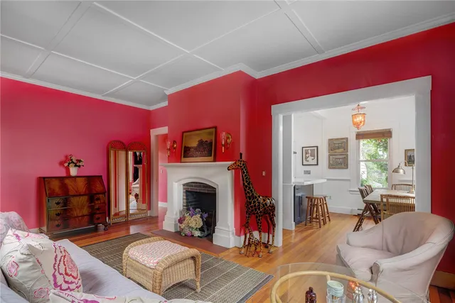 $8,000 | 24 Hunter Avenue, Newport, RI 02840