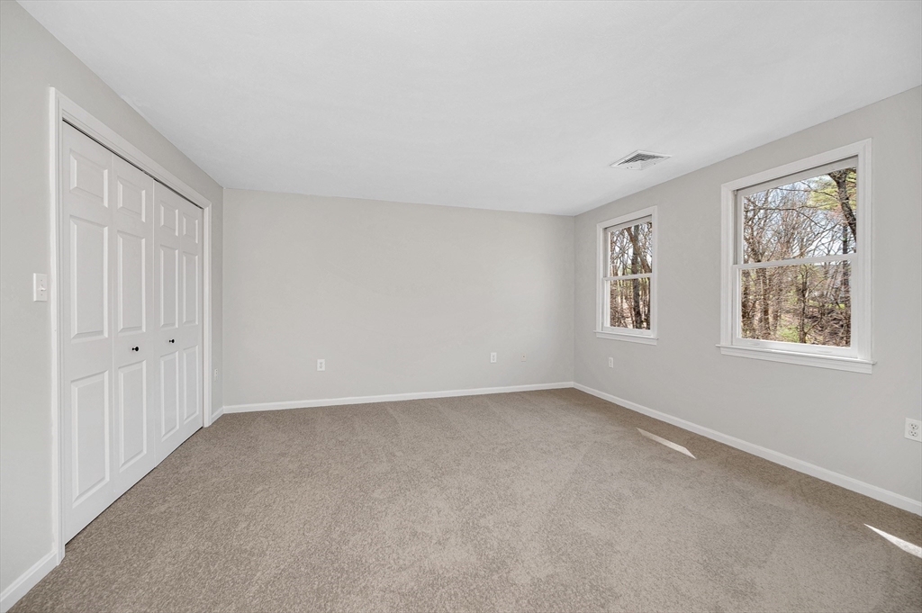 255 Hay Meadow Road North Andover, MA 01845 - Photo 20 of 39