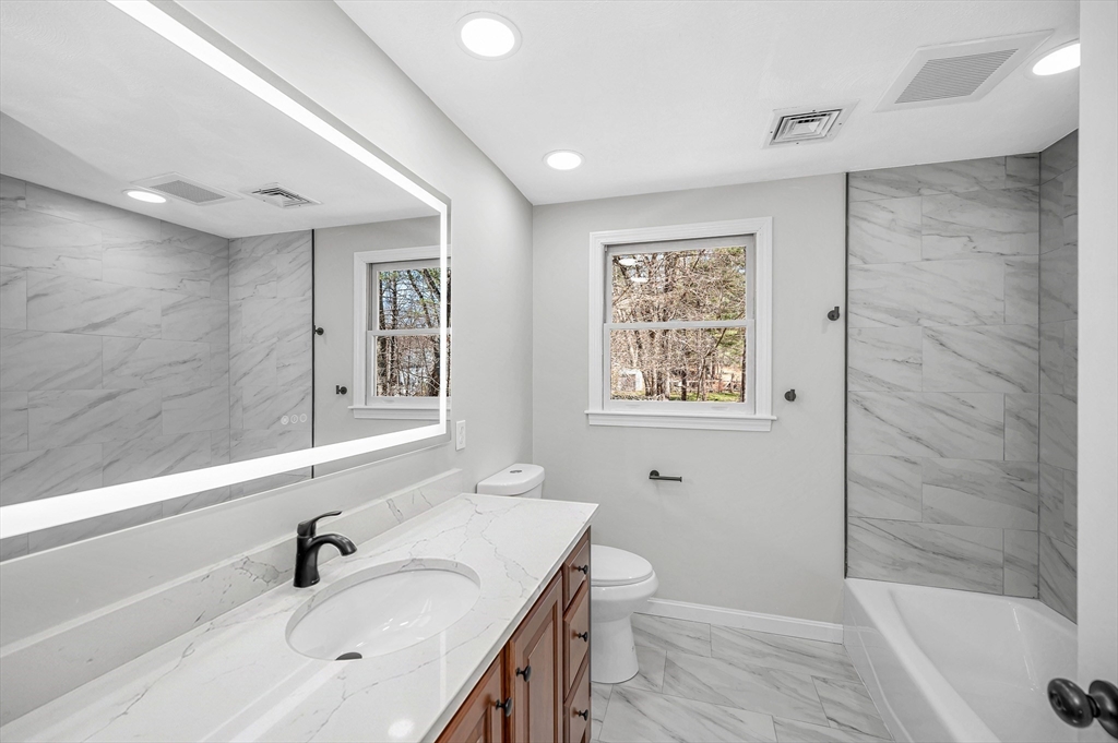 255 Hay Meadow Road North Andover, MA 01845 - Photo 2 of 39