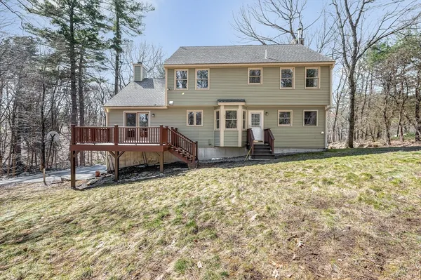 $974,900 | 255 Hay Meadow Road, North Andover, MA 01845