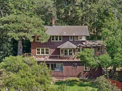$1,729,000 | 50 Dundee Way, Inverness, CA 94937