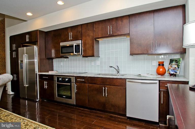 525 9th Street Northeast, Unit 5 Washington, DC 20002 - Photo 3 of 4 Kitchen