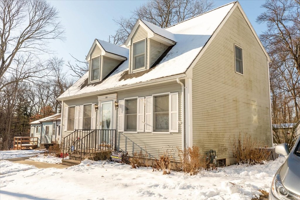 150 Methuen Street Springfield, MA 01119 - Photo 3 of 10 Gallery Image 3
