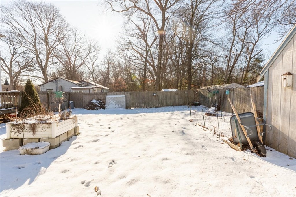 150 Methuen Street Springfield, MA 01119 - Photo 9 of 10 Gallery Image 9