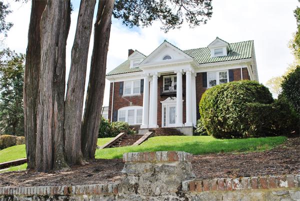 40 Hutchinson Road Arlington, MA 02474 - Photo 23 of 23 a front view of a house with garden