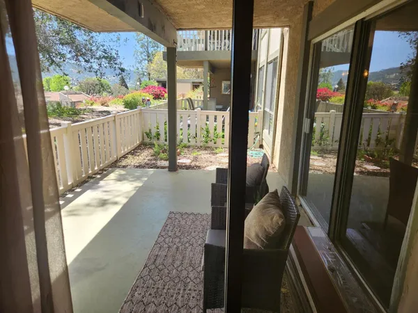 $429,000 | 324 Chestnut Hill Court, Unit 11, Thousand Oaks, CA 91360