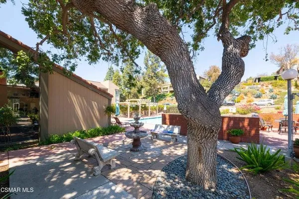 $429,000 | 324 Chestnut Hill Court, Unit 11, Thousand Oaks, CA 91360