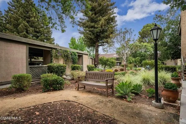 $429,000 | 324 Chestnut Hill Court, Unit 11, Thousand Oaks, CA 91360