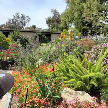$429,000 | 324 Chestnut Hill Court, Unit 11, Thousand Oaks, CA 91360