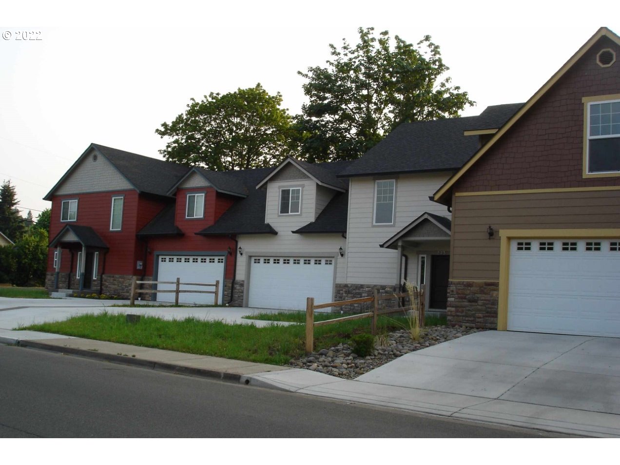 265 Holbrook Lane, Creswell, OR 97426 Compass