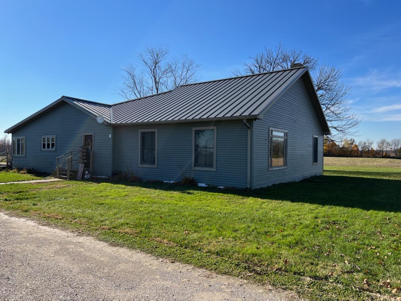 6607 East Red Road Vincennes, IN 47591 - Photo 1 of 28