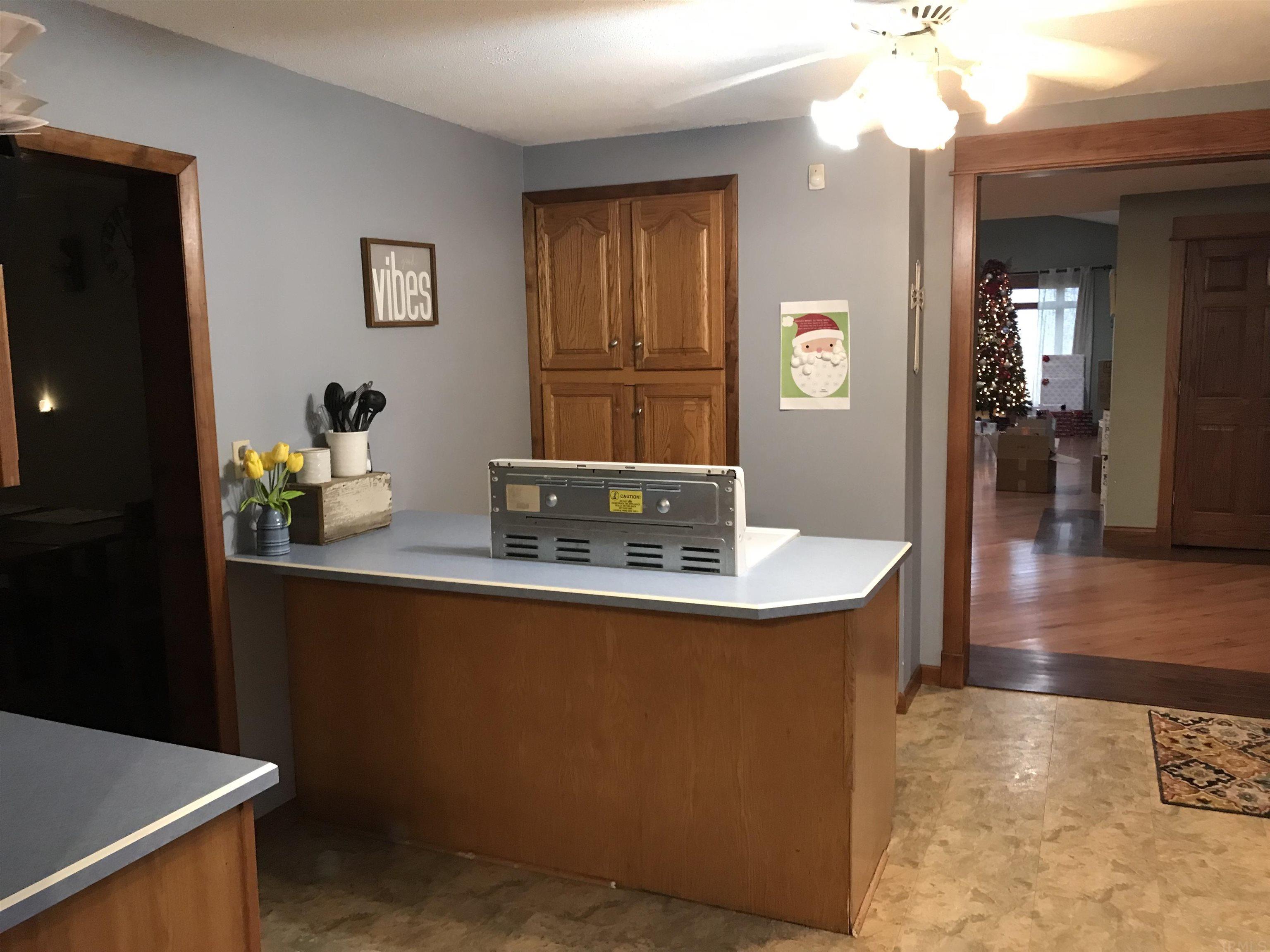 6607 East Red Road Vincennes, IN 47591 - Photo 9 of 28