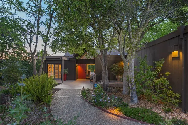 $11,000 | 5 Sandstone Street, Portola Valley, CA 94028