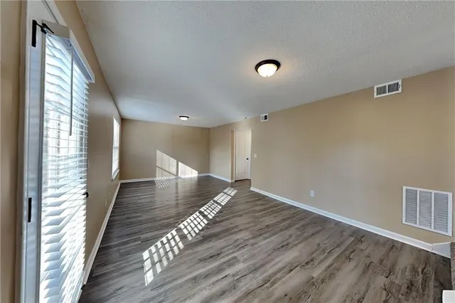 $2,015 | 7000 Greenfield Lane, Cumming, GA 30028