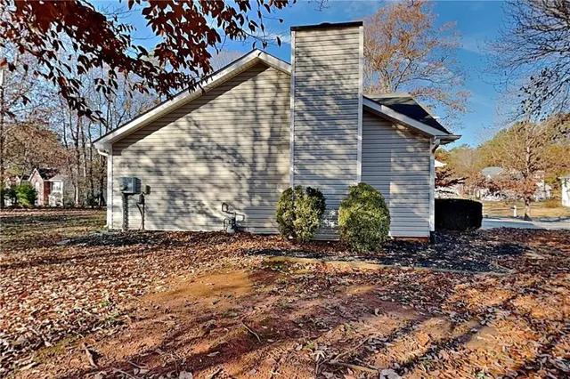 $2,015 | 7000 Greenfield Lane, Cumming, GA 30028