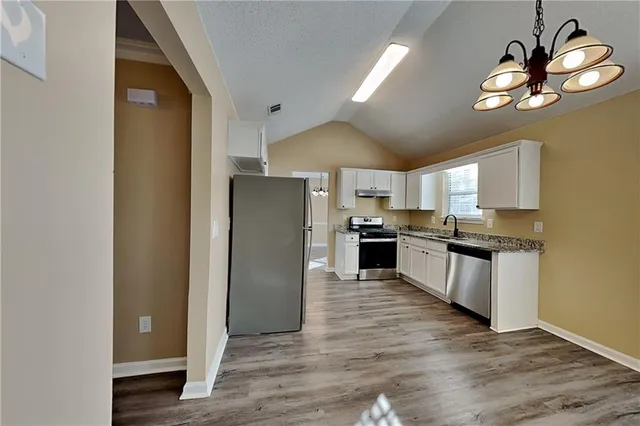 $2,015 | 7000 Greenfield Lane, Cumming, GA 30028