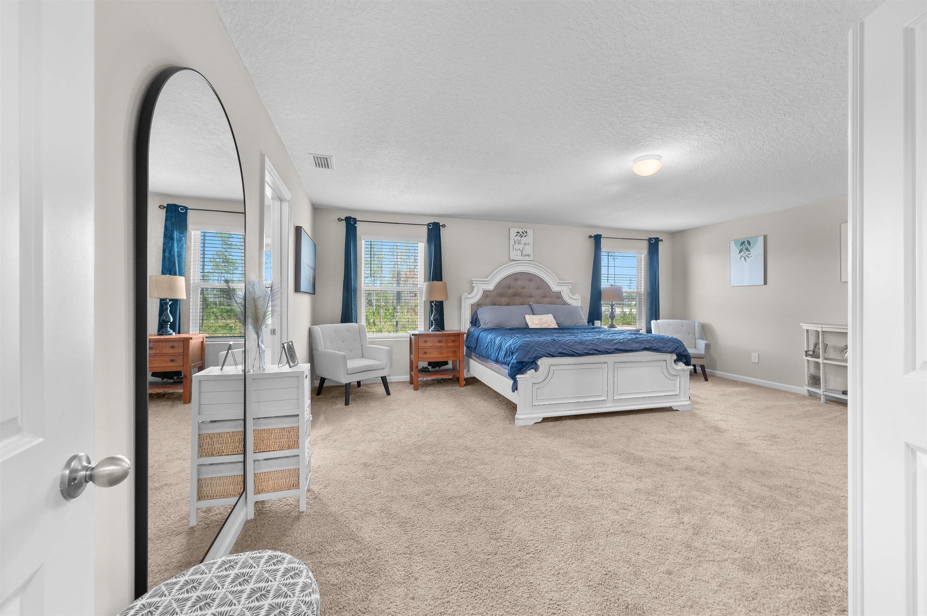 71 Barbosa Trail St. Augustine, FL 32095 - Photo 27 of 51 a living room with furniture