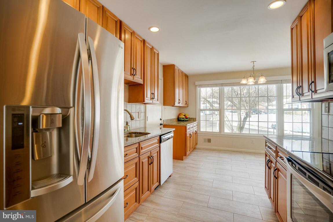 7700 Mulberry Bottom Lane Springfield, VA 22153 - Photo 14 of 27 Kitchen