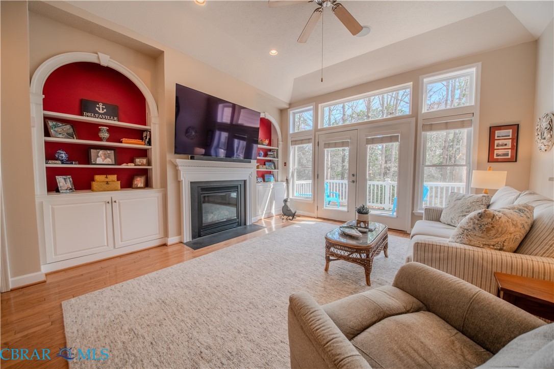 271 Chesapeake Watch Road, Unit 1B Deltaville, VA 23043 - Photo 15 of 49