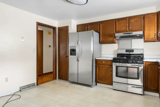 $229,900 | 1037 Elmwood Drive, Endicott, NY 13760