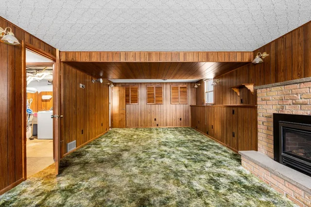 $229,900 | 1037 Elmwood Drive, Endicott, NY 13760