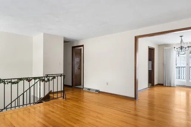 $229,900 | 1037 Elmwood Drive, Endicott, NY 13760