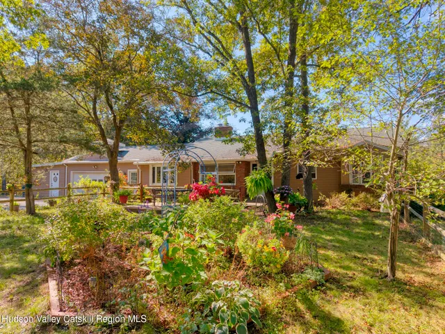 $475,000 | 30 Glenerie Lane, Saugerties, NY 12477