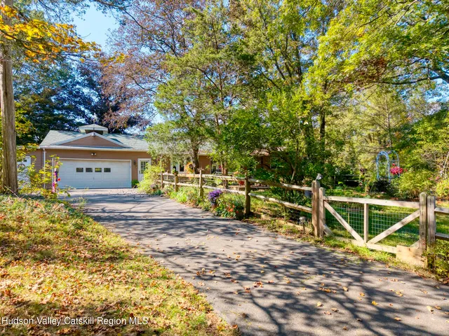 $475,000 | 30 Glenerie Lane, Saugerties, NY 12477