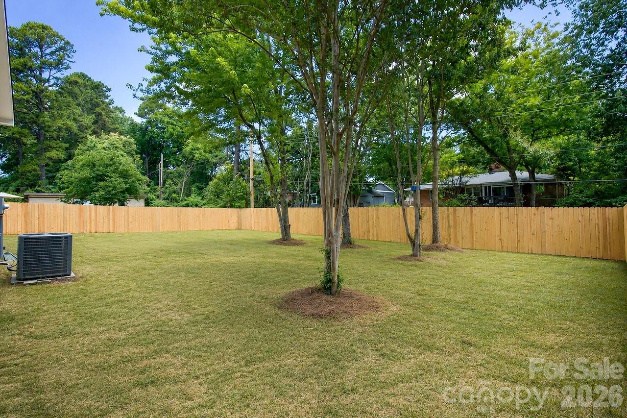 409 Scaleybark Road Charlotte, NC 28209 - Photo 38 of 39