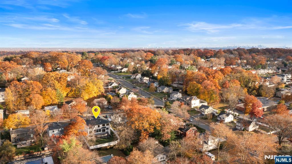 375 Burnet Place Paramus, NJ 07652 - Photo 36 of 37