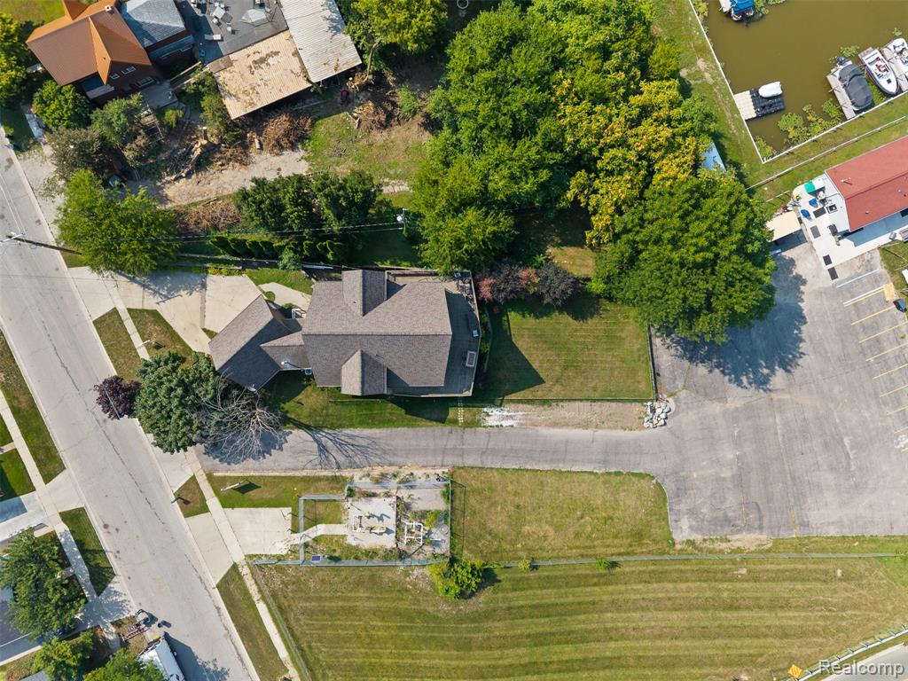 1907 Riverside Drive Port Huron, MI 48060 - Photo 50 of 58