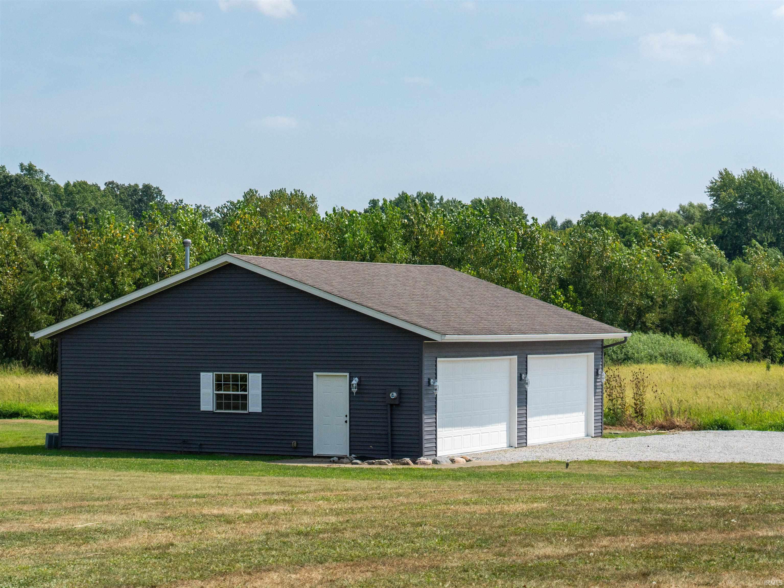 15906 Tonkel Road Leo, IN 46765 - Photo 13 of 36 Gallery Image 13