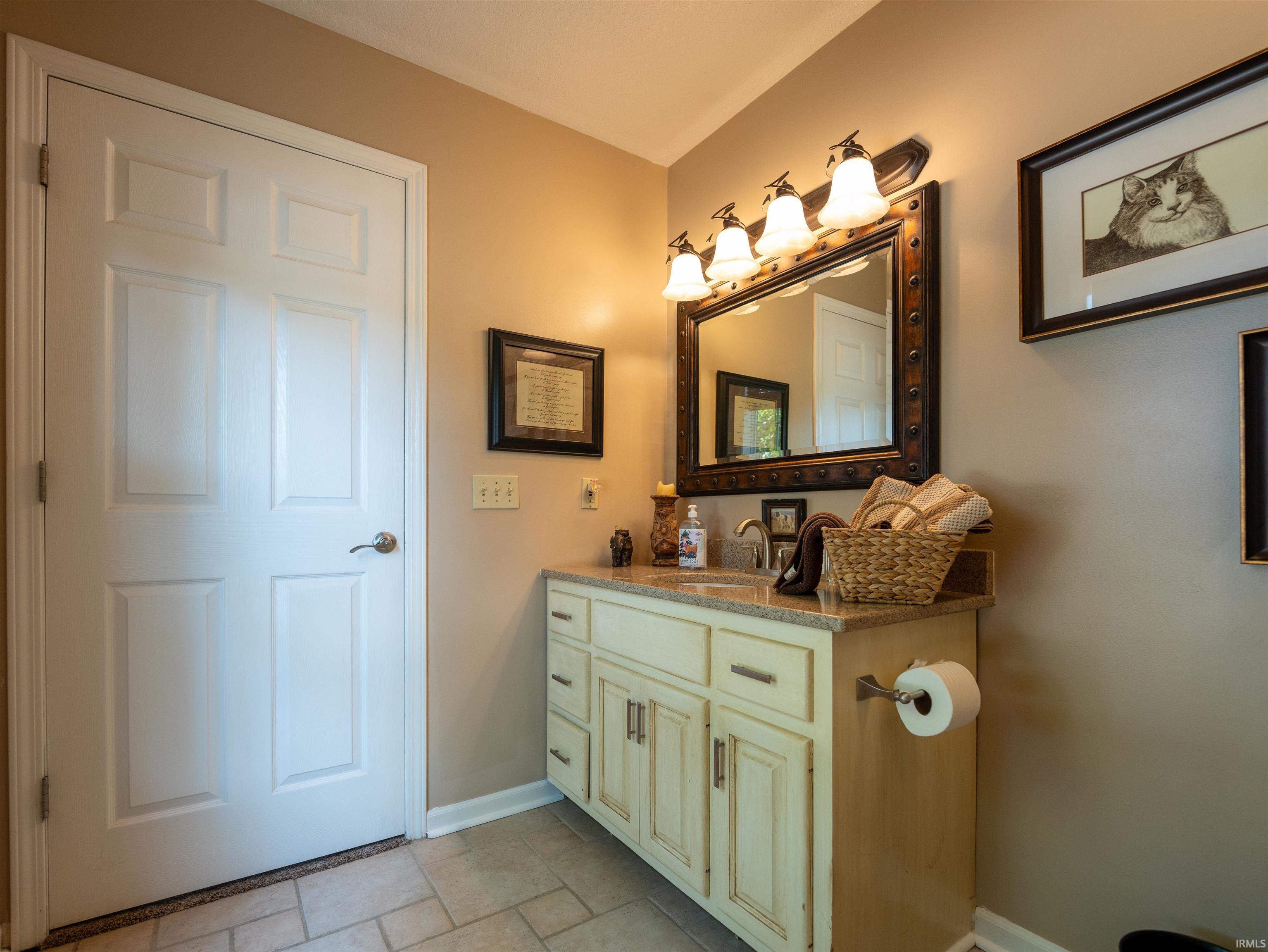 15906 Tonkel Road Leo, IN 46765 - Photo 31 of 36 Gallery Image 31