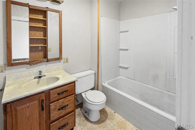 $77,000 | 237 Maple Street, Chester, IL 62233