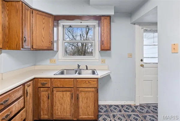 $77,000 | 237 Maple Street, Chester, IL 62233