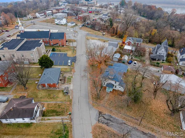 $77,000 | 237 Maple Street, Chester, IL 62233